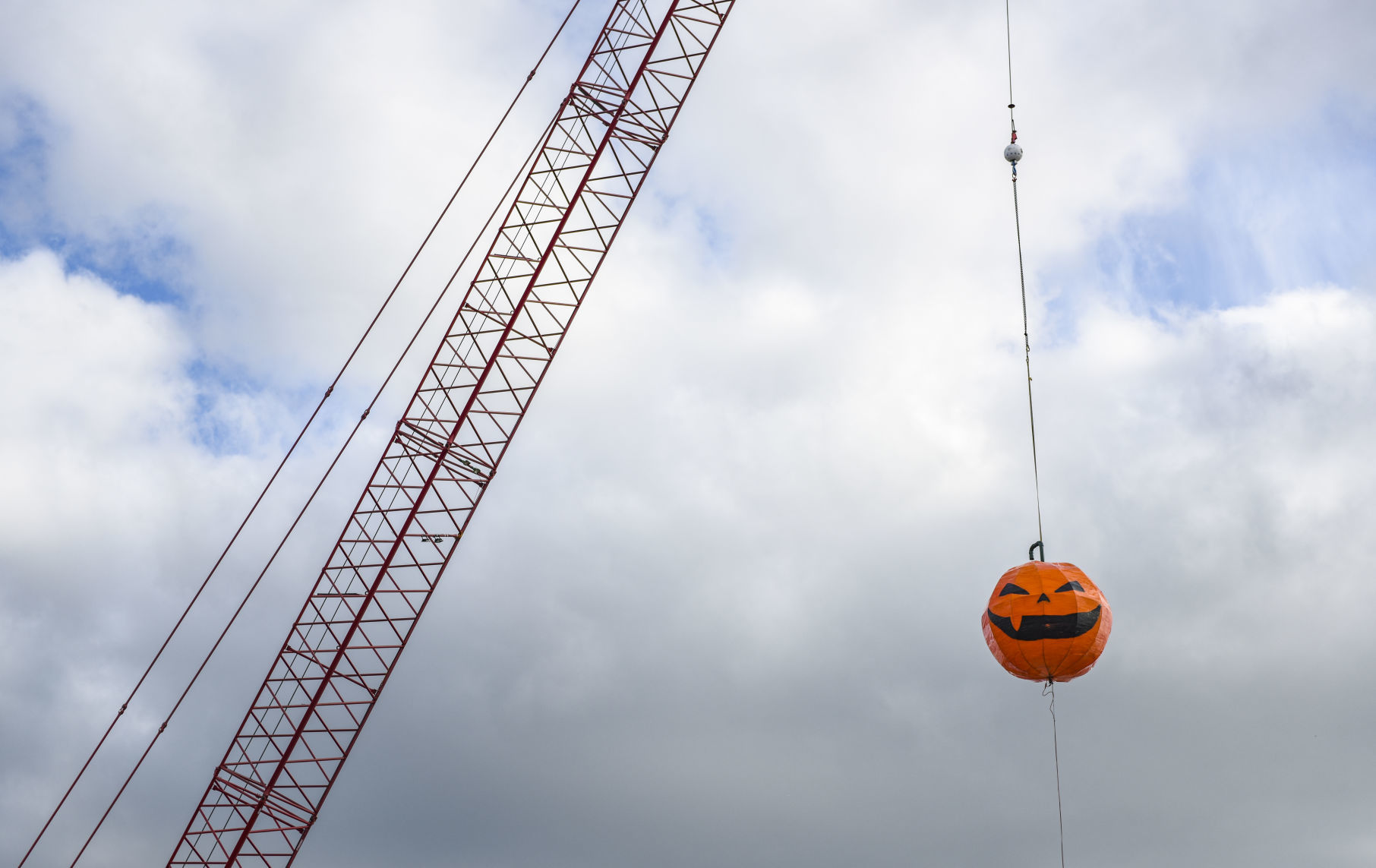 100419-mda-nws-pumpkin-13.jpg